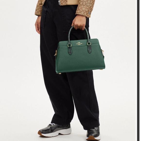 New! Darcie Carryall in Dark Pine (Last one!) - Picture 5 of 5